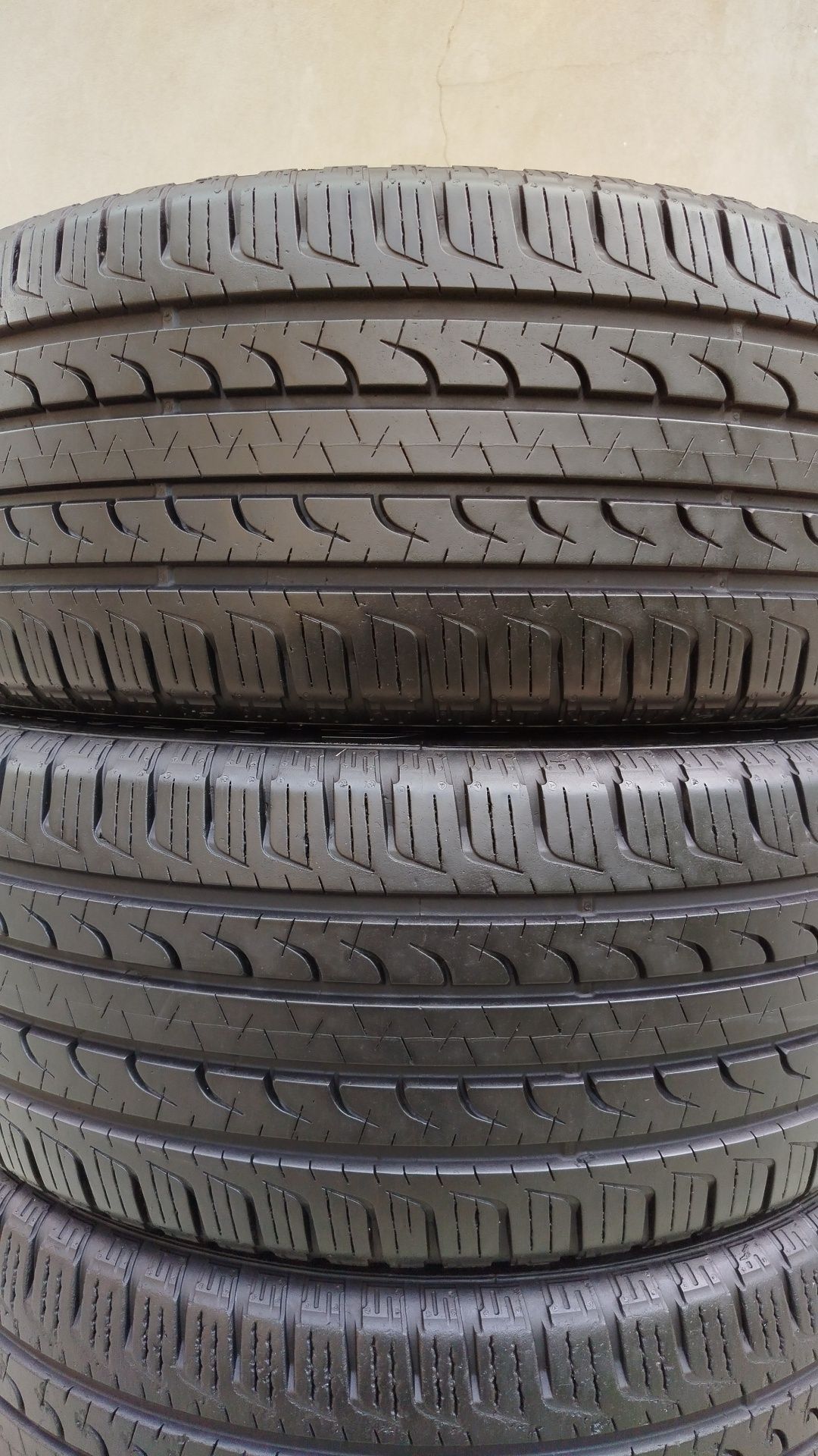 235 50 R19 Shina Good Year