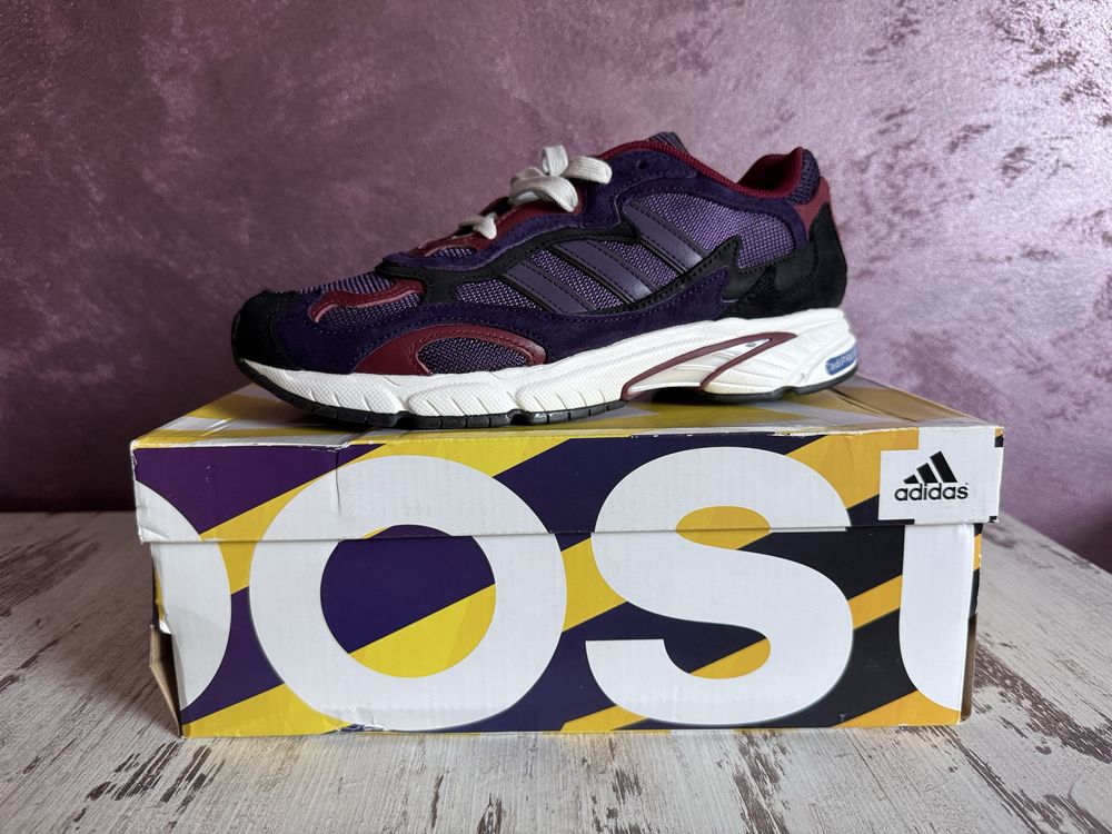 Маратонки Adidas