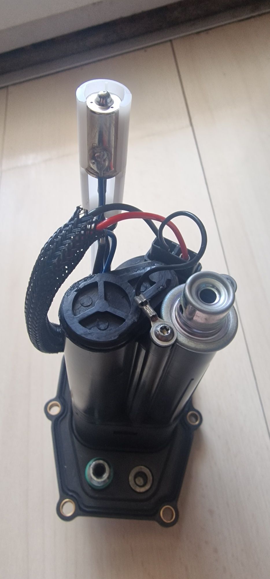 Горивна помпа DUCATI PANIGALE 959/1199/1299
