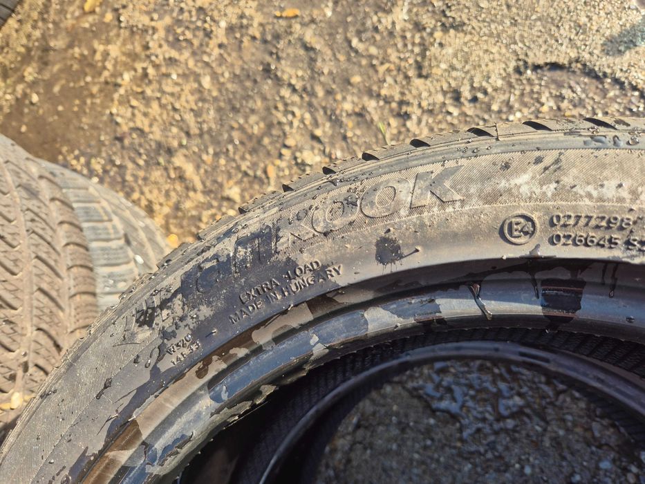 2 Anvelope de IARNA - 215/50/17 - HANKOOK - Stare foarte buna DOT 2018