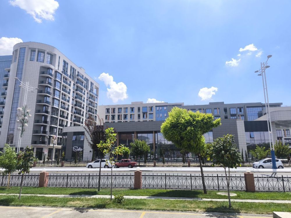 Продажа помещения в Бизнес центре от Голден Хаус 122м2 Махтумкули