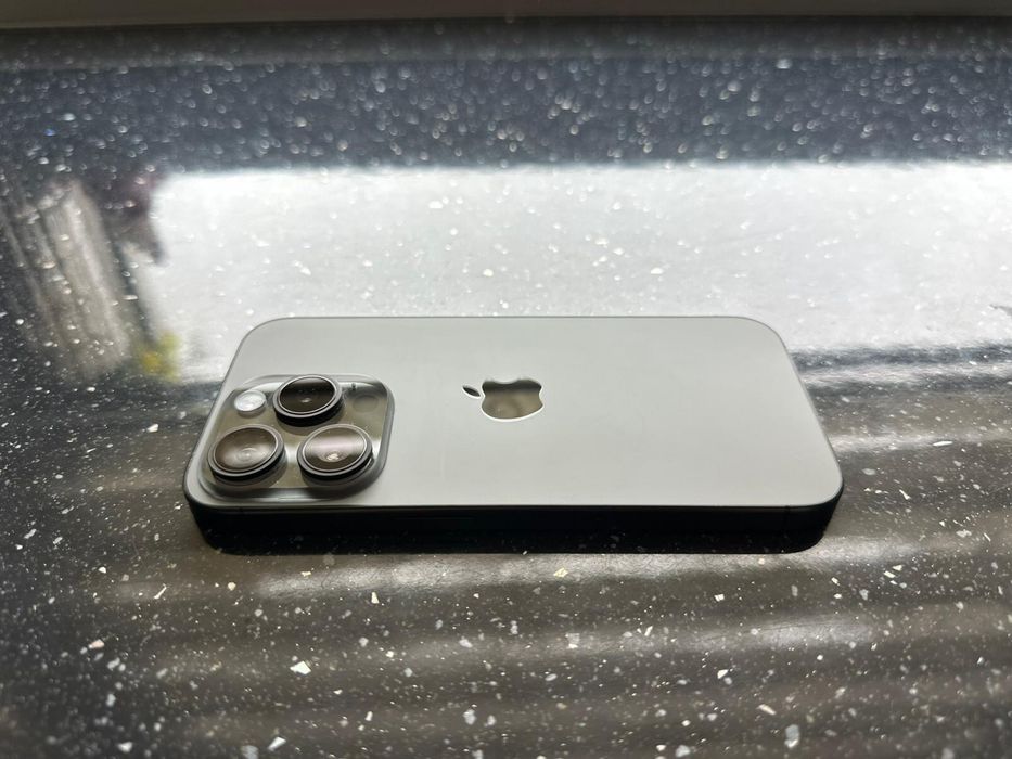 Iphone 15 pro 128GB