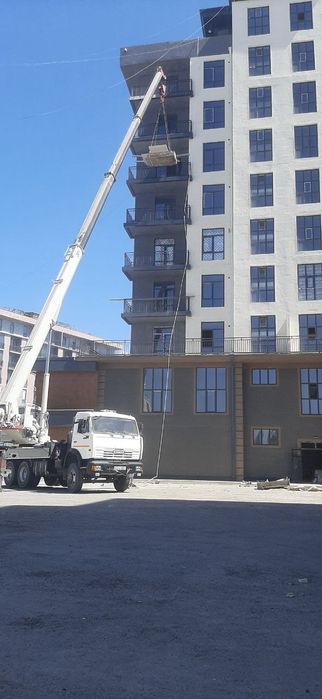 Авто кран хизмати 32 тонна ,30 метр