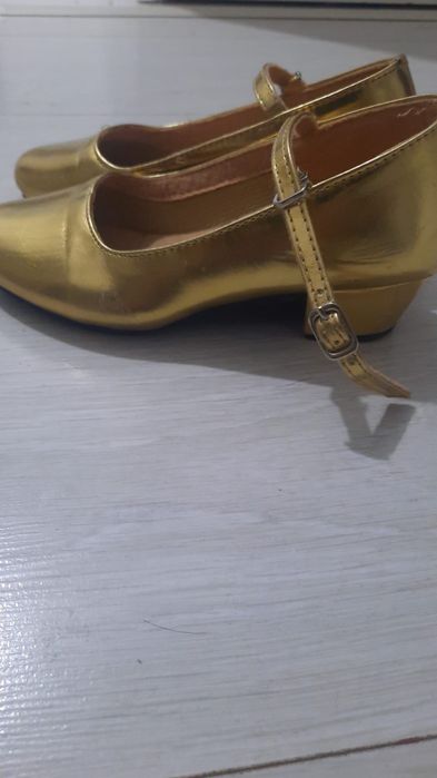 Танцевальные туфли