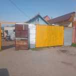 Сдам часть дома в центре.