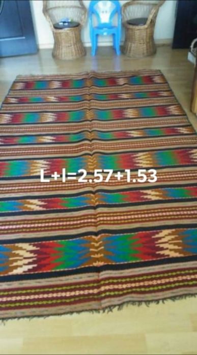 Vând covor tradițional din lână