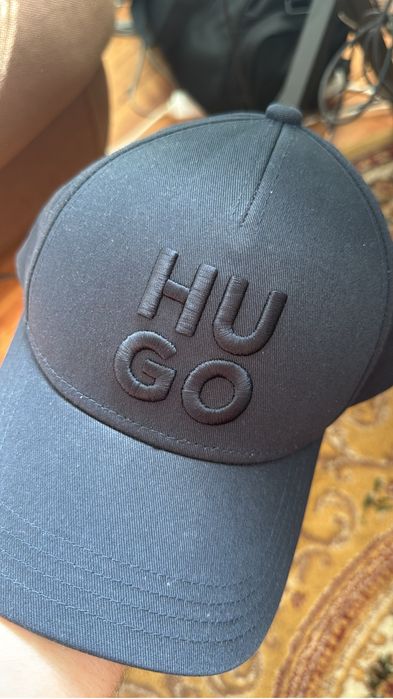 Sapca Hugo albastru inchis