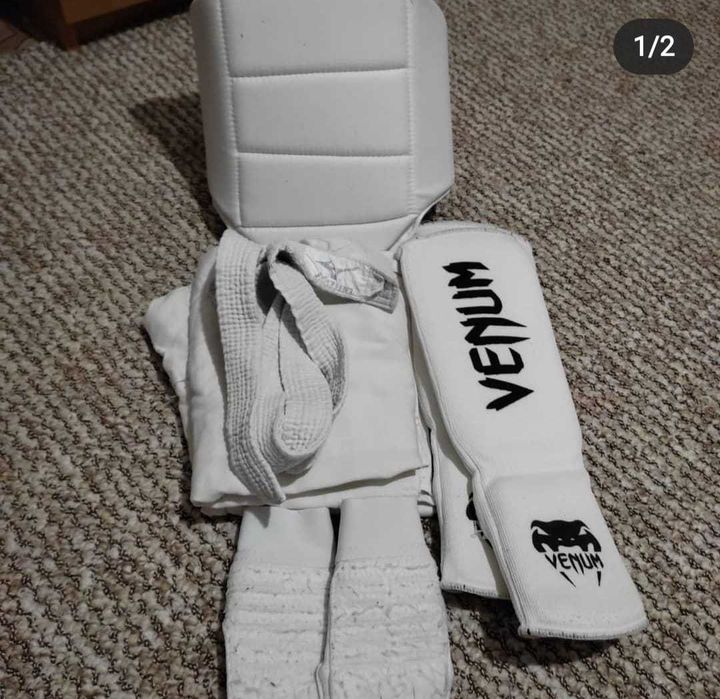 Продам кимоно и защиту
