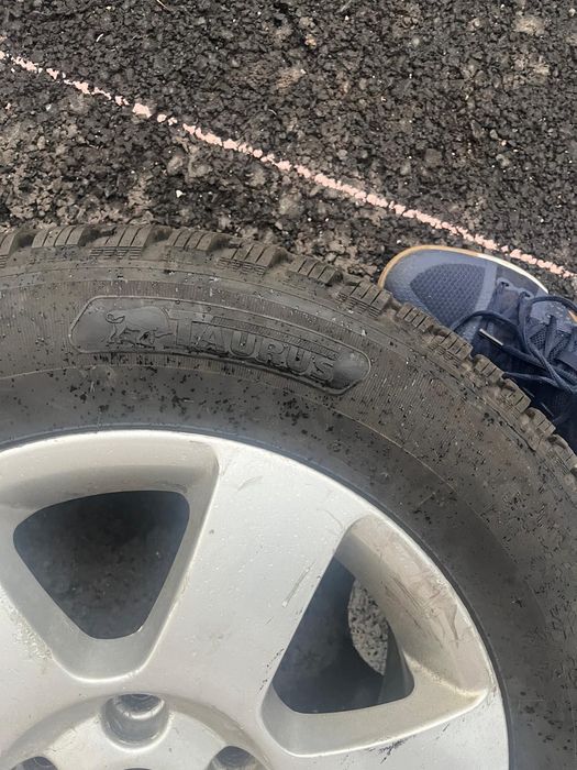 De vânzare cauciucuri noi dot 2023