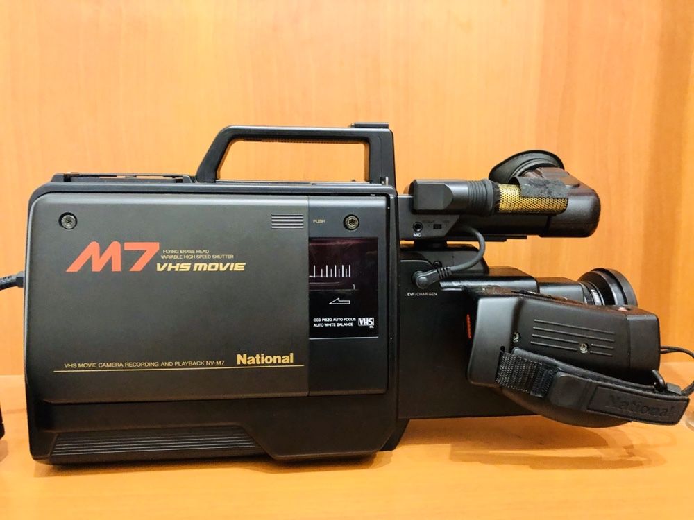 Видеокамера National NV-M7EN