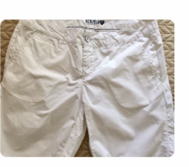 Pantaloni Kenvelo, scurti.