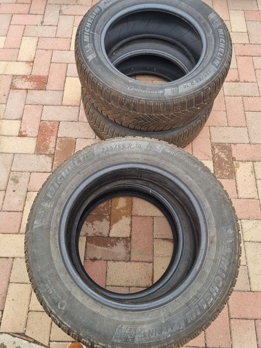 MICHELIN 225 55 R16