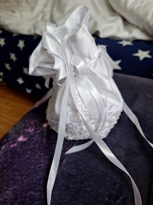 Gentuta mireasa foarte ieftină