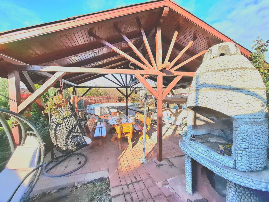 Casa P+M de vanzare - Sannicolau Mare