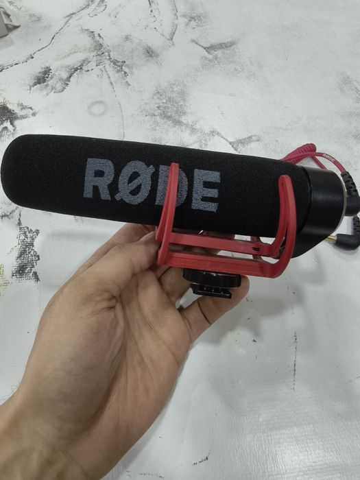 Продам VideoMic GO — компактный направленный микрофон, который подключ