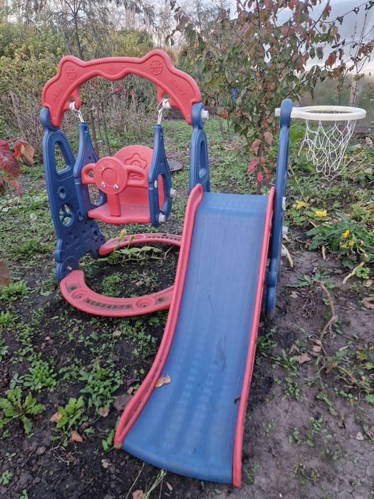 Продам горку качелю в отличном состоянии