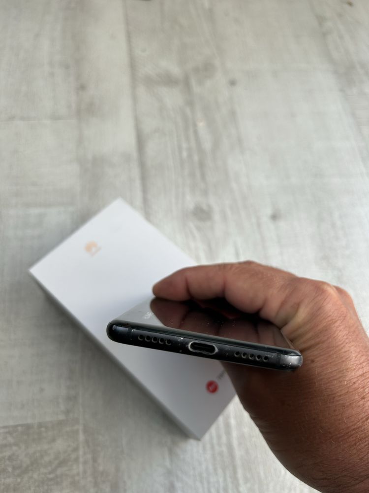 Смартфон Huawei p20 pro