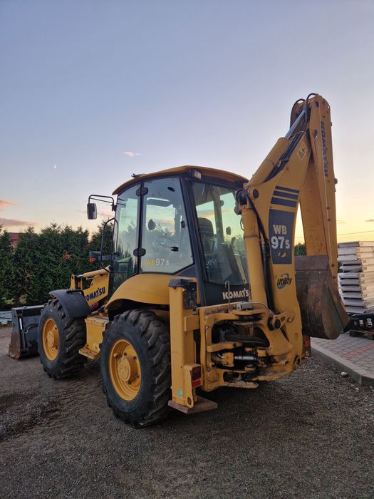 Buldoexcavator  Komatsu