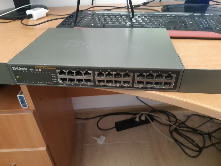 D Link DES-1024D
