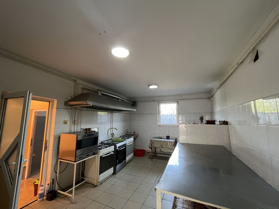 De vanzare spatiu comercial / restaurant