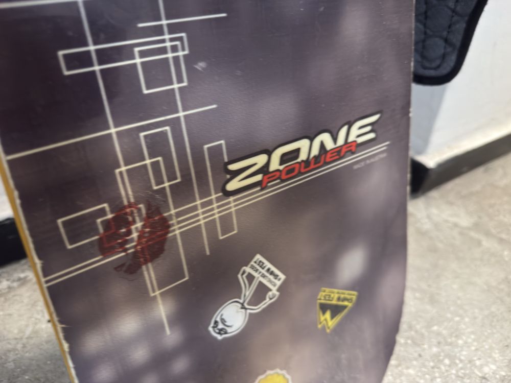 Placa snowboard powerzone