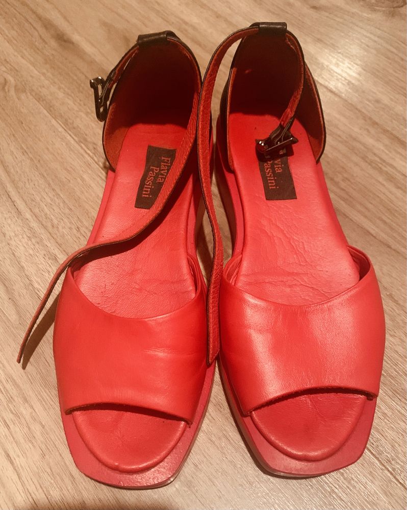 Sandale rosii toc mic Flavia Passini, marimea 37