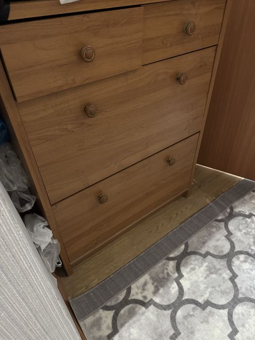 продам почти даром )