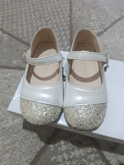 Туфли для девочки 27 размер