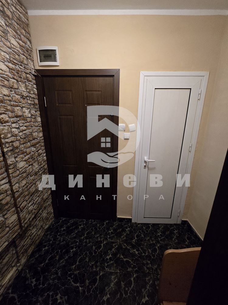 Продава се Тристаен апартамент в Стара Загора, Център - 66 кв.м за 1440 €/кв.м - Снимка #6