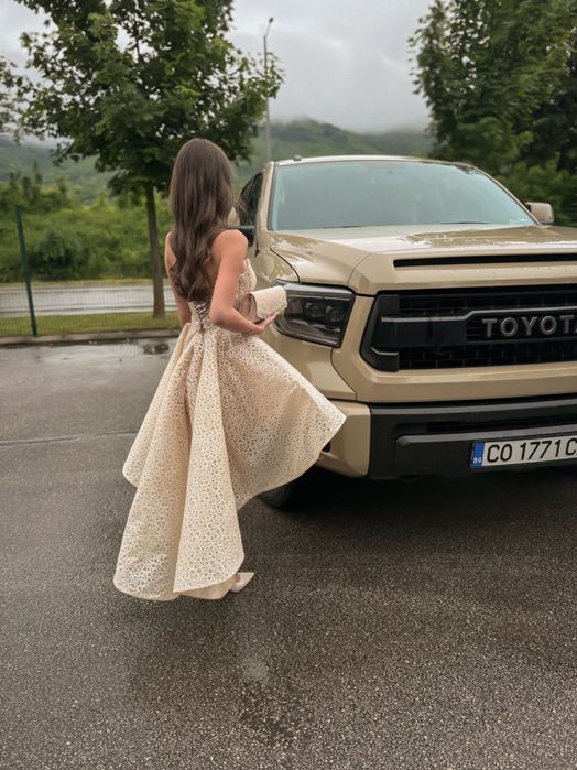 БАЛНА РОКЛЯ + ОФИЦИАЛНА ЧАНТА/дизайн на София Борисова