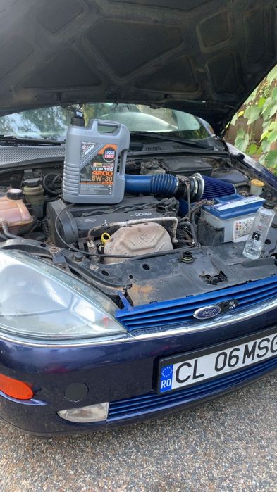 Vând schimb ford focus 1.8 benzina