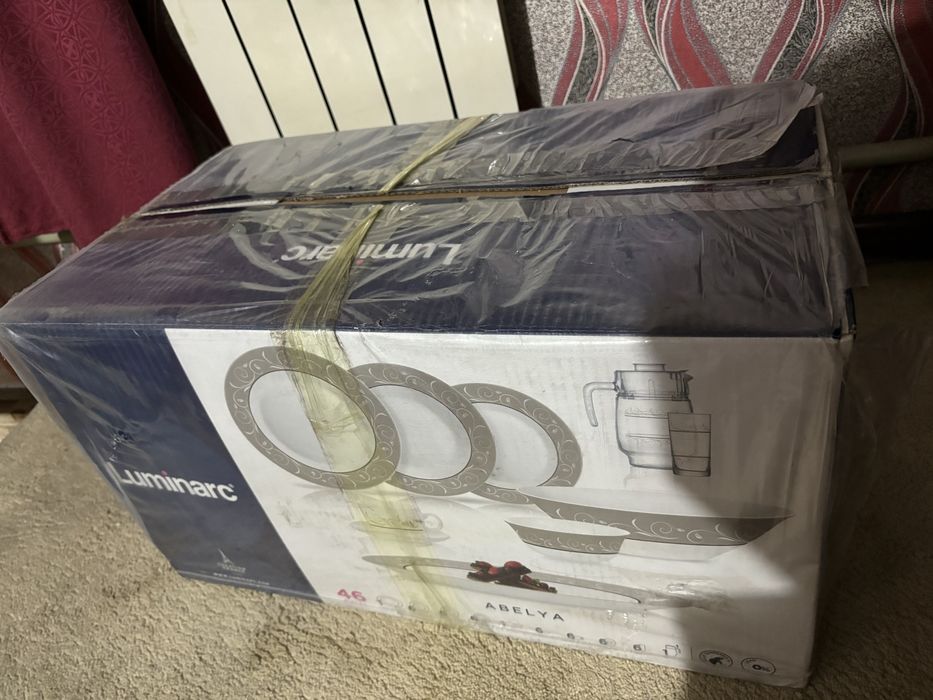 Сервиз 46 предметов