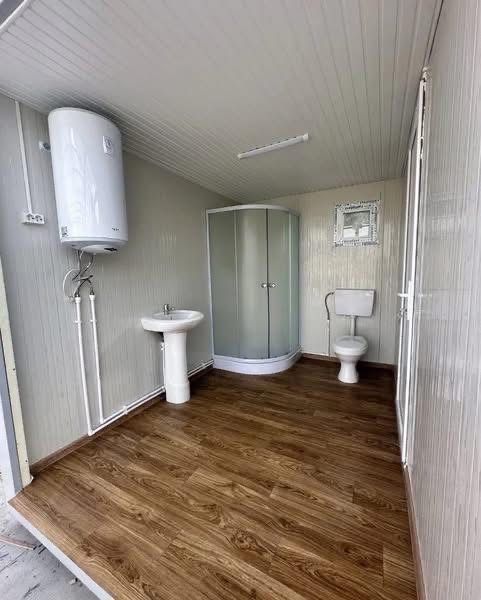 Vând containere modulare diferite modele și dimensiuni