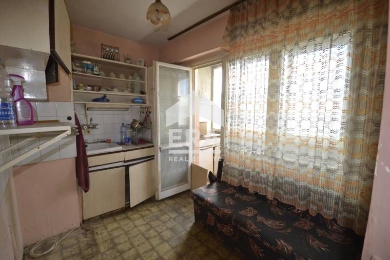 двустаен апартамент жк.орфей гр.хасково