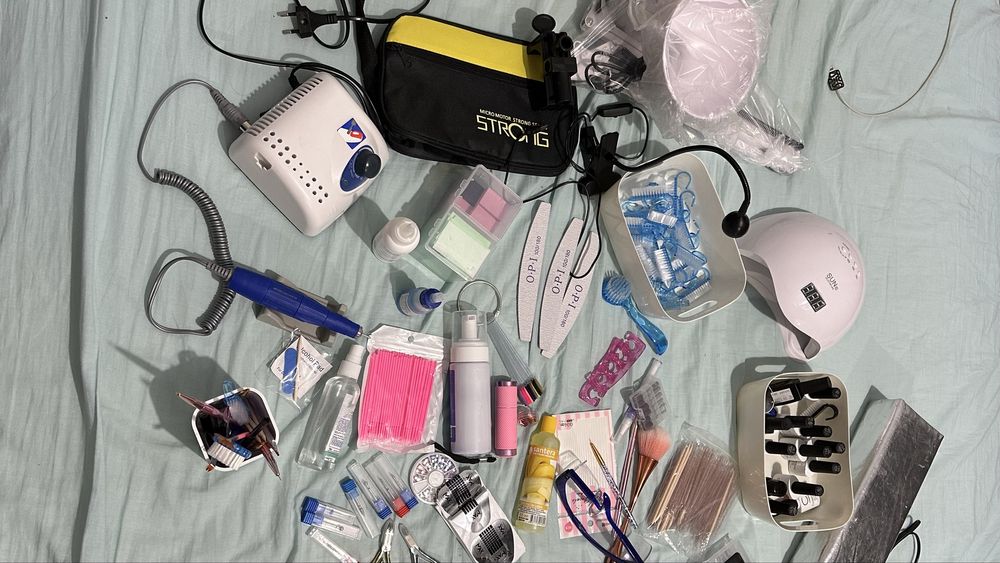 Продам набор для маникюра