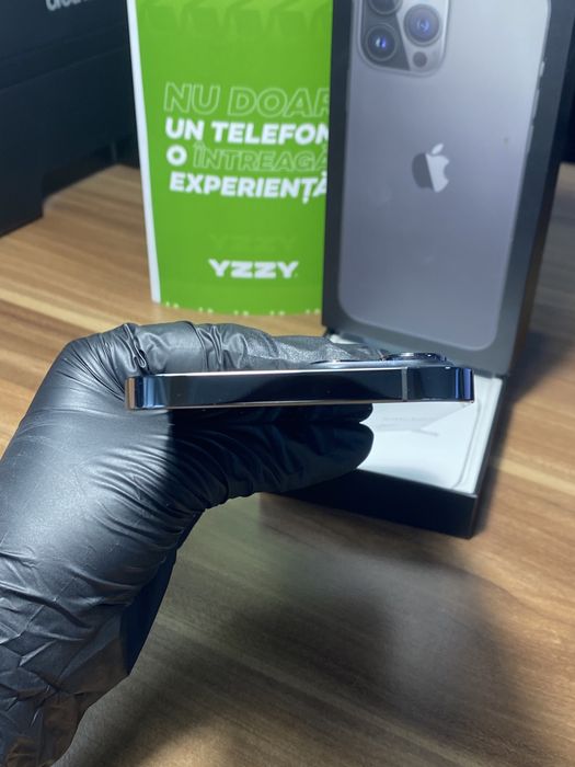 iPhone 13 Pro Max • 128 GB • Graphite