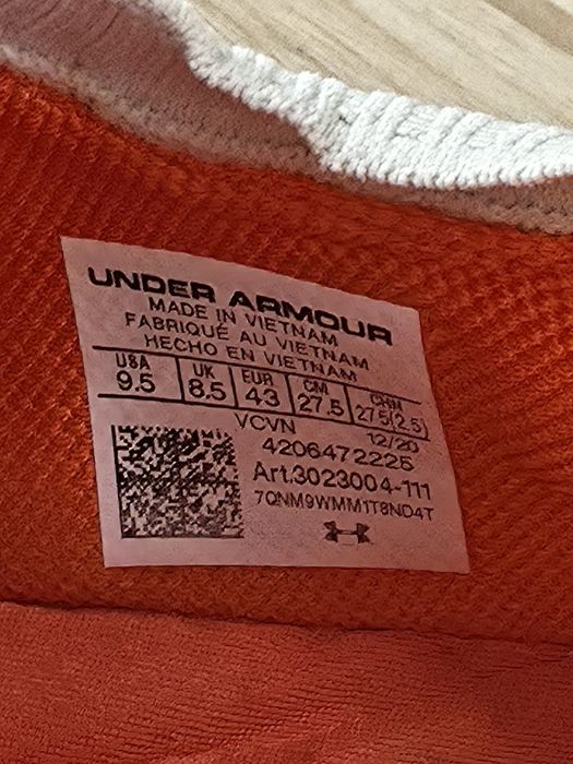 Маратонки Under Armour Project Rock 3 като нови, бели и оранжеви, номе