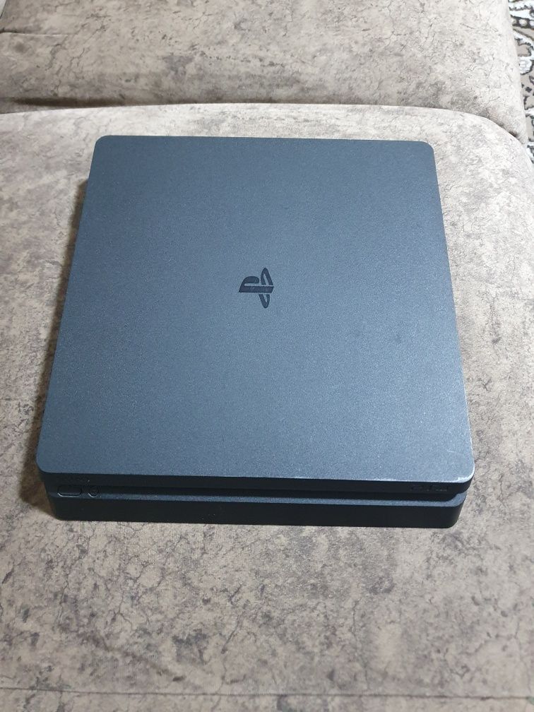 PlayStation 4slim-500gb