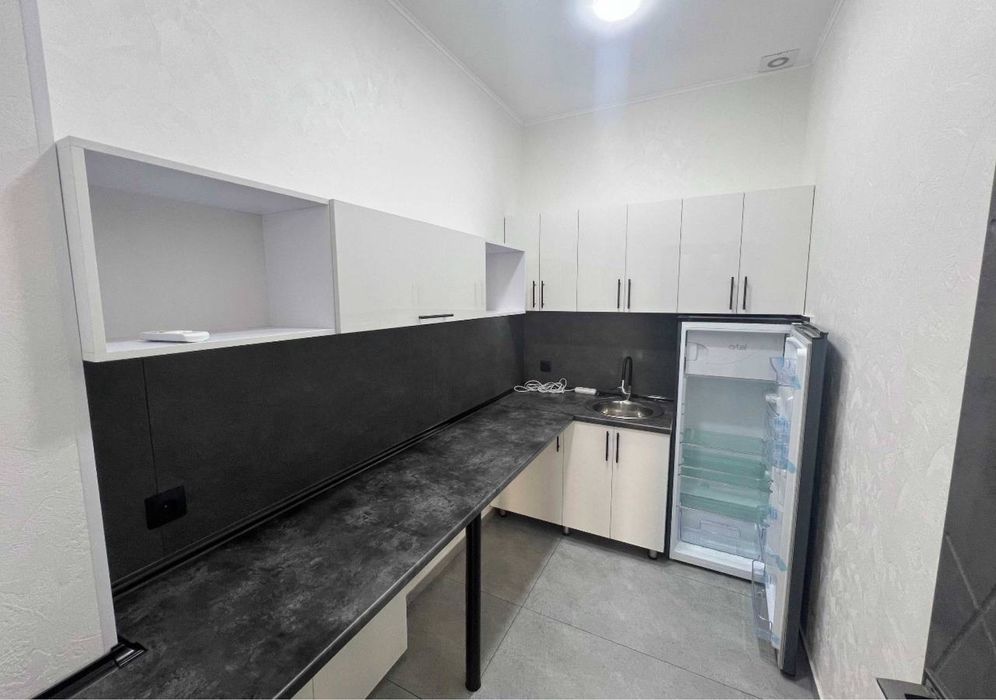 Аренда под офис 5 минут от метро Ташкент! 177м2 18$ 1м2 БЦ!