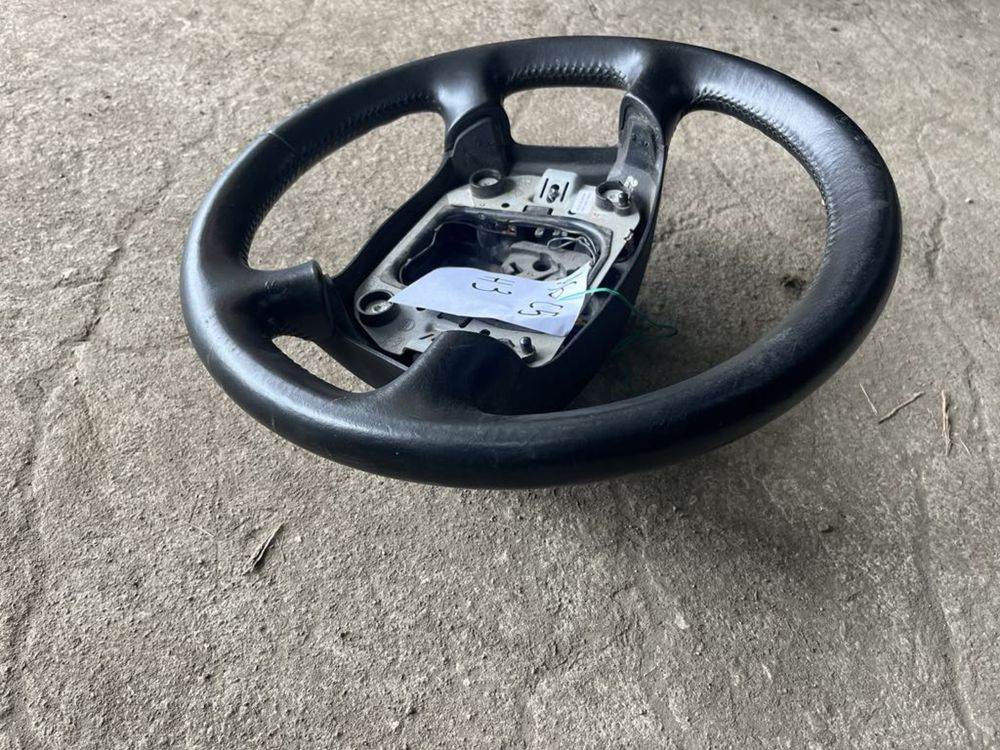 Волан кожен за Audi A6 C5 2001g нормално състояние ном 3