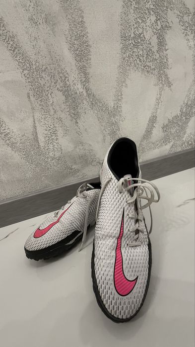 Nike Phantom GT Academy
