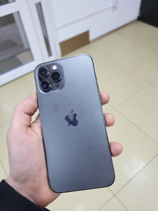 Айфон 12 про макс шикарный