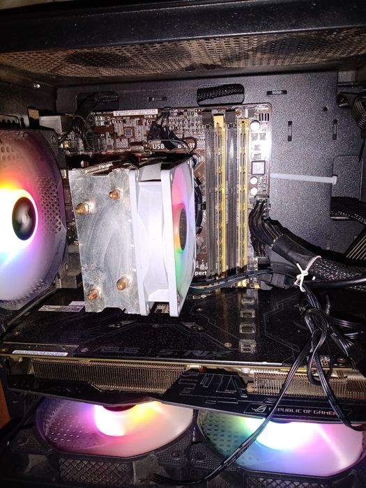 PC.Gaming imam vtre warzone forza horizon cs go i taka