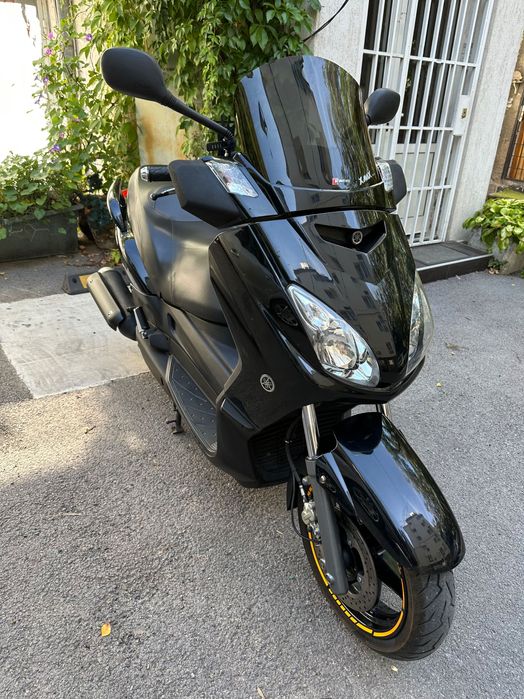 Yamaha X-Max 250I