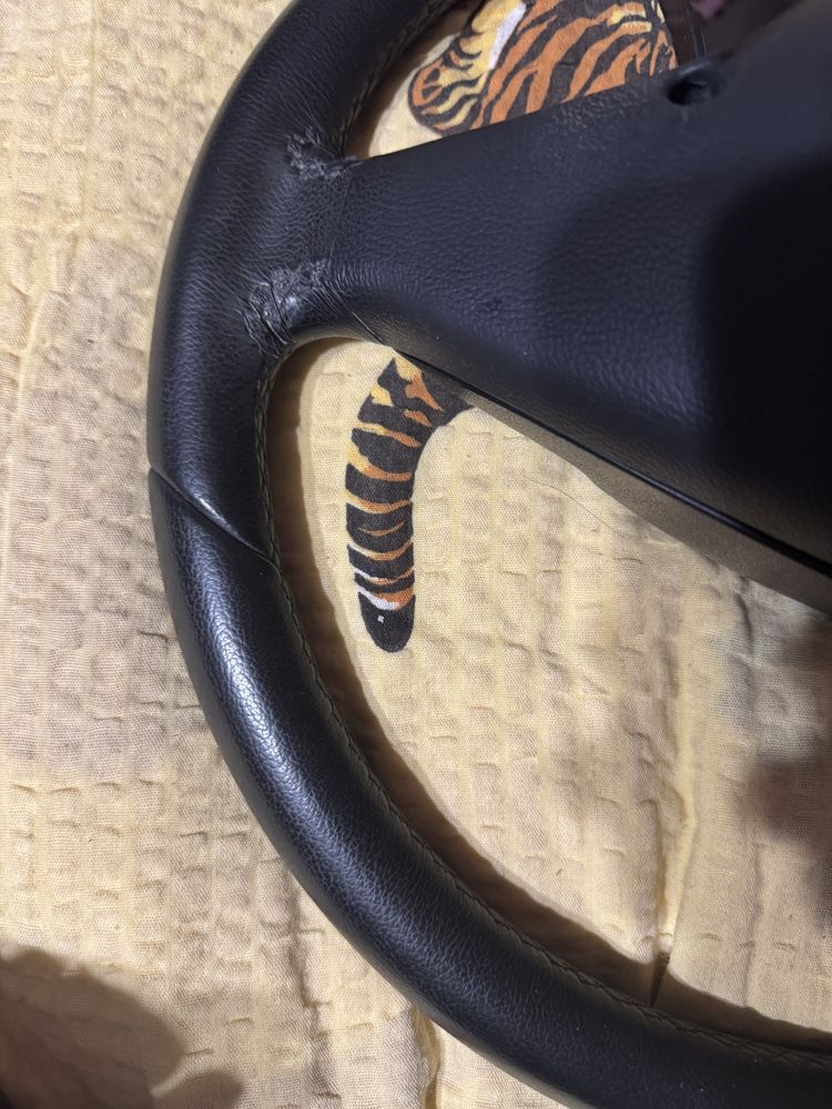 Volan piele cu airbag impecabil w204