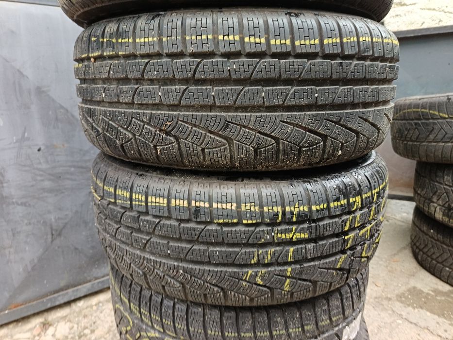 Anvelope MS iarna 225 50 17 pirelli runflat 2015 8. 5mm