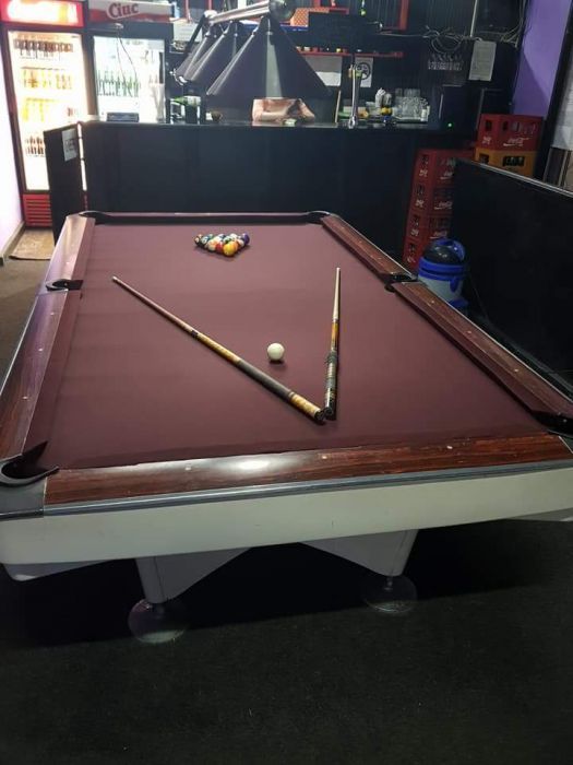 Repar ,reconditionez mese de biliard