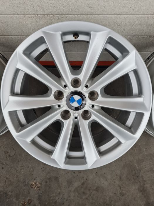 Оригинални джанти за BMW R17 5x120 ET30 8J