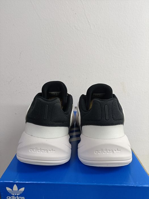 Adidas Ozelia номер 40 2/3 и 41 1/3