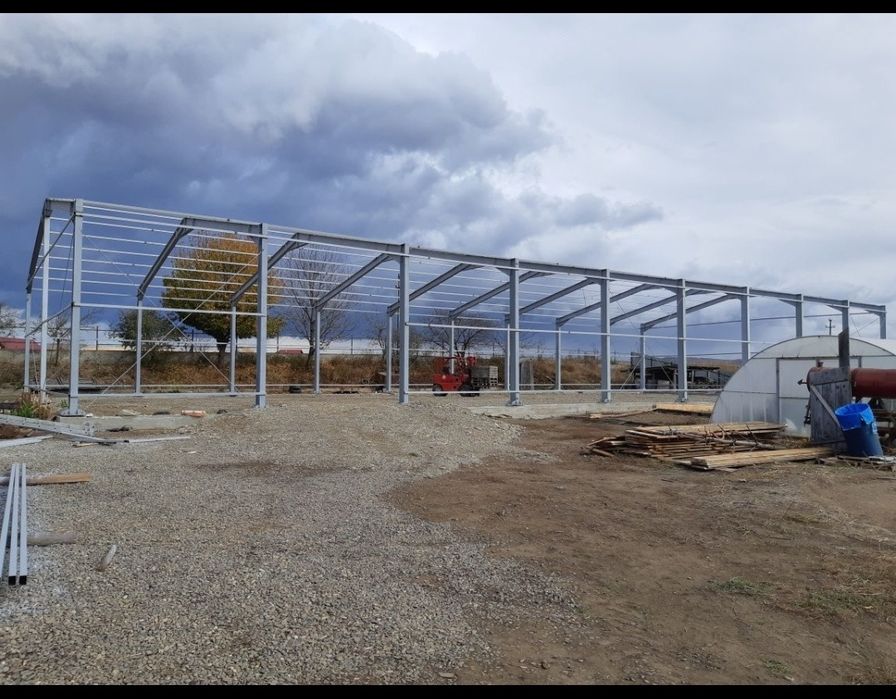 Vand Structura metalică hala 12m lățime 30m